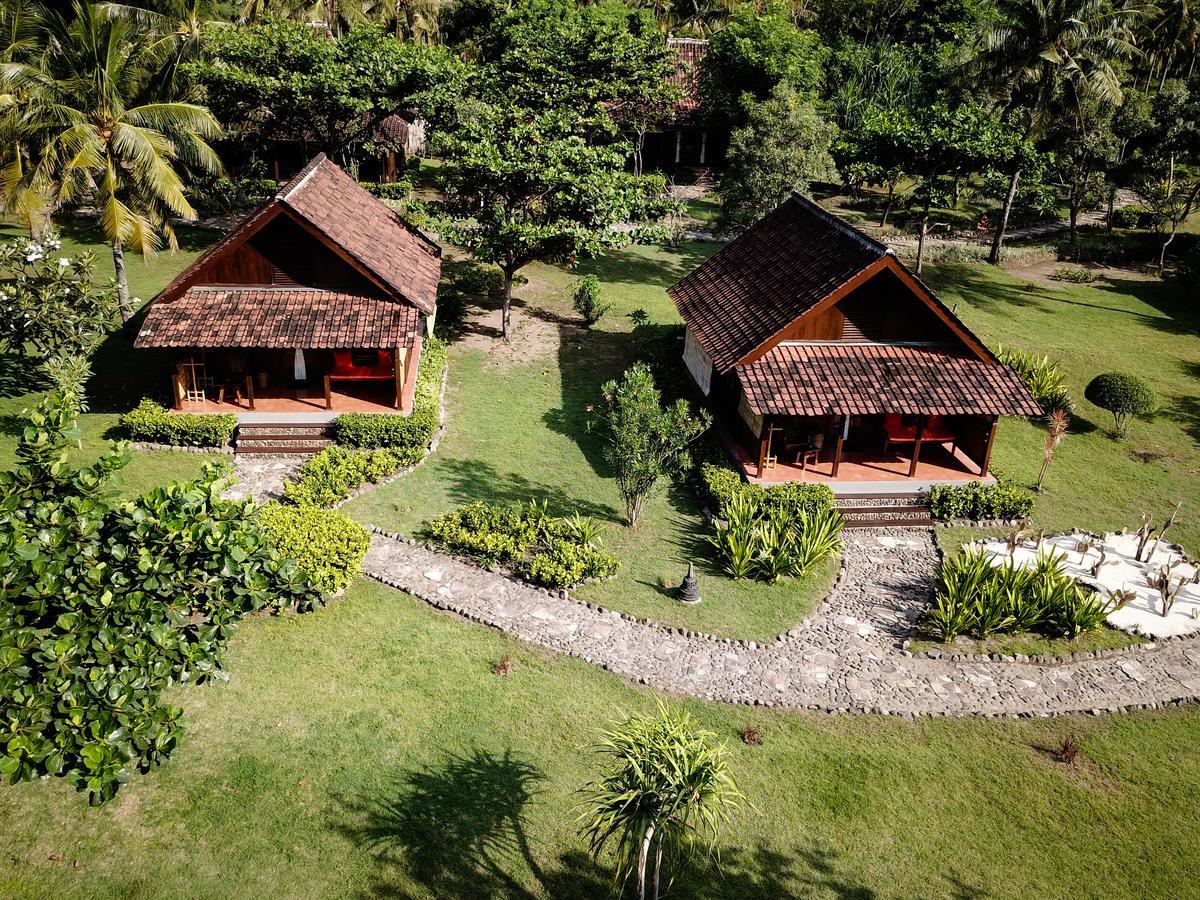 เดซาดูเนียเบด้า Hotel กีลีตราวางัน ภายนอก รูปภาพ