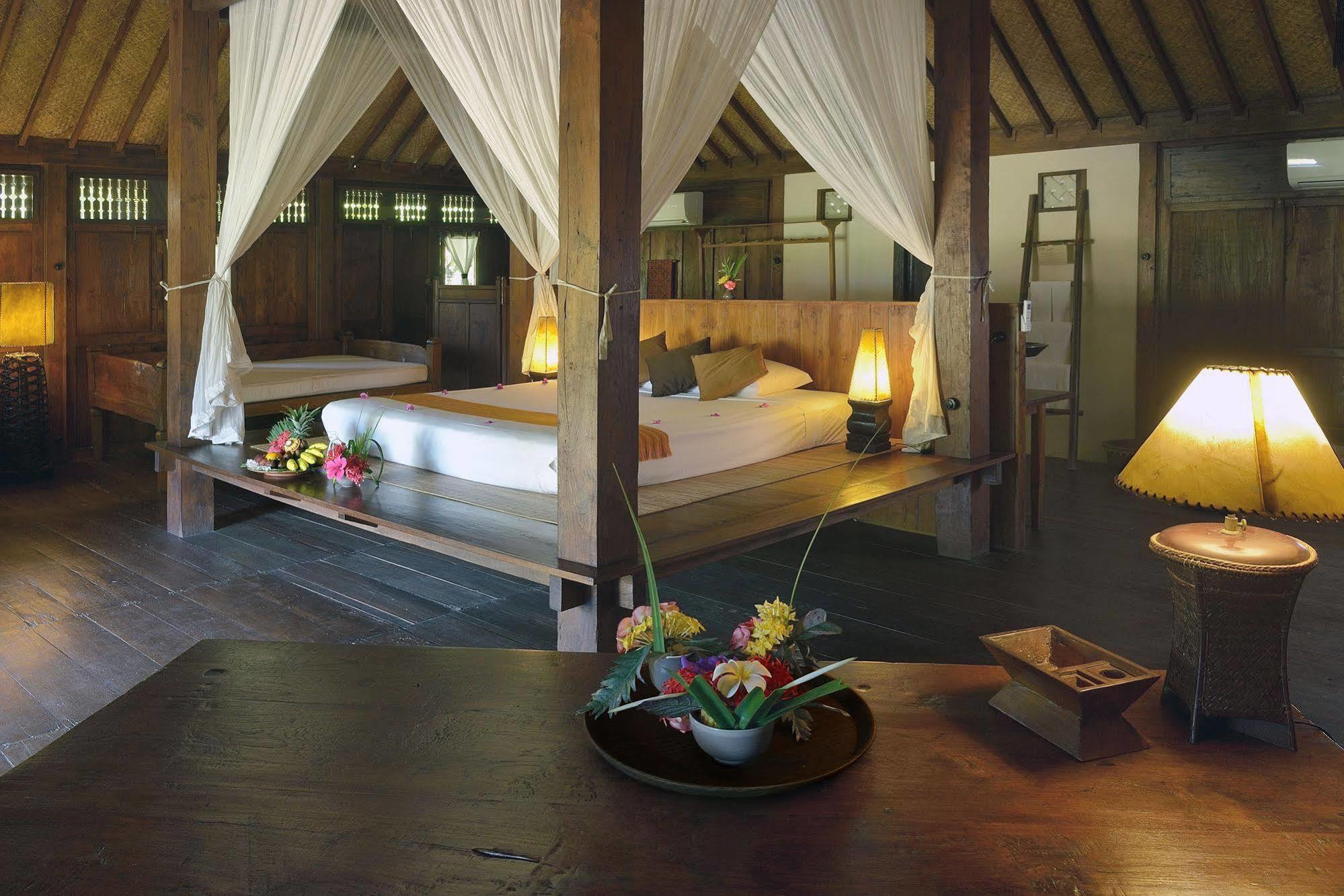 เดซาดูเนียเบด้า Hotel กีลีตราวางัน ภายนอก รูปภาพ